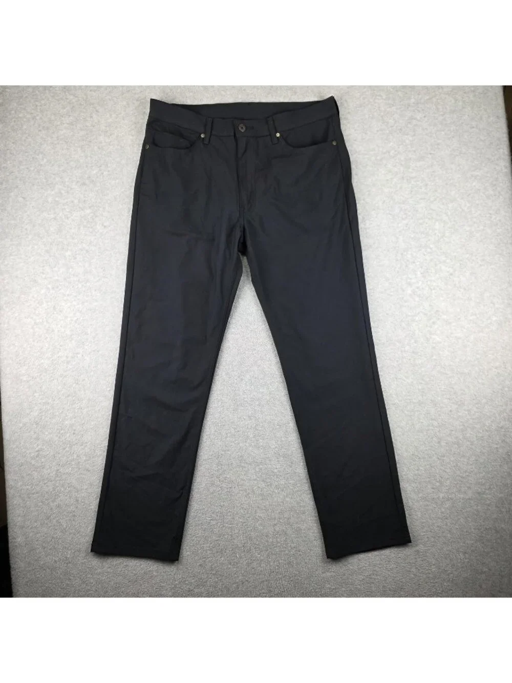Levi's 511 Engineered for Movement Mens 36x32 Performance Travel Pants Black